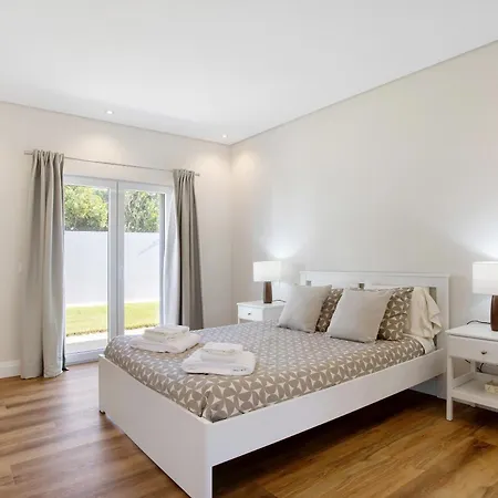 Casa D'avo Em Santa Barbara Casa Nova